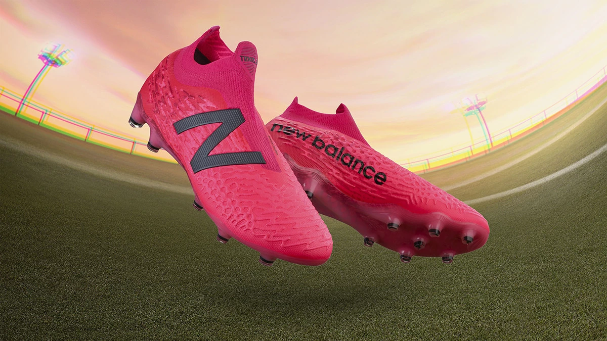 post card post-top-botas-inicio-de-la-liga-new balance-tekela.webp